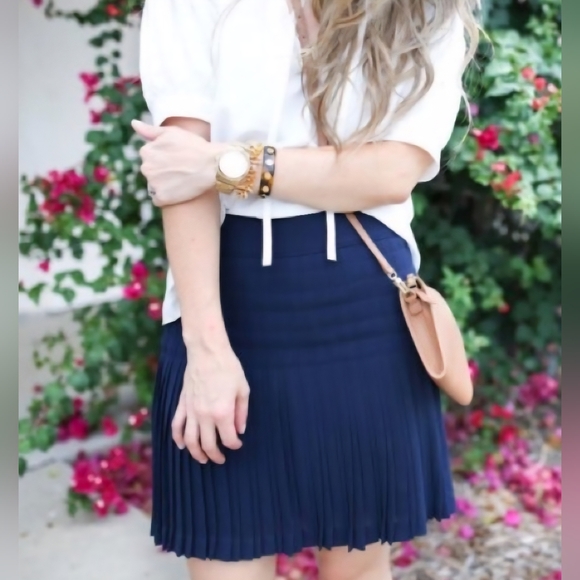 J Crew Pleated Mni Skirt - Picture 1 of 8